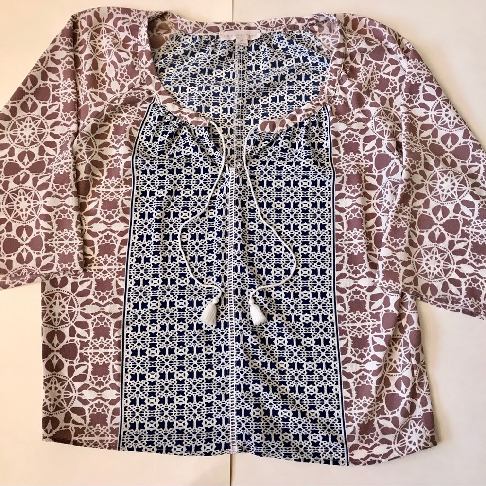 Lovestitch 3/4 sleeve tassel tie blouse - Picture 3 of 8